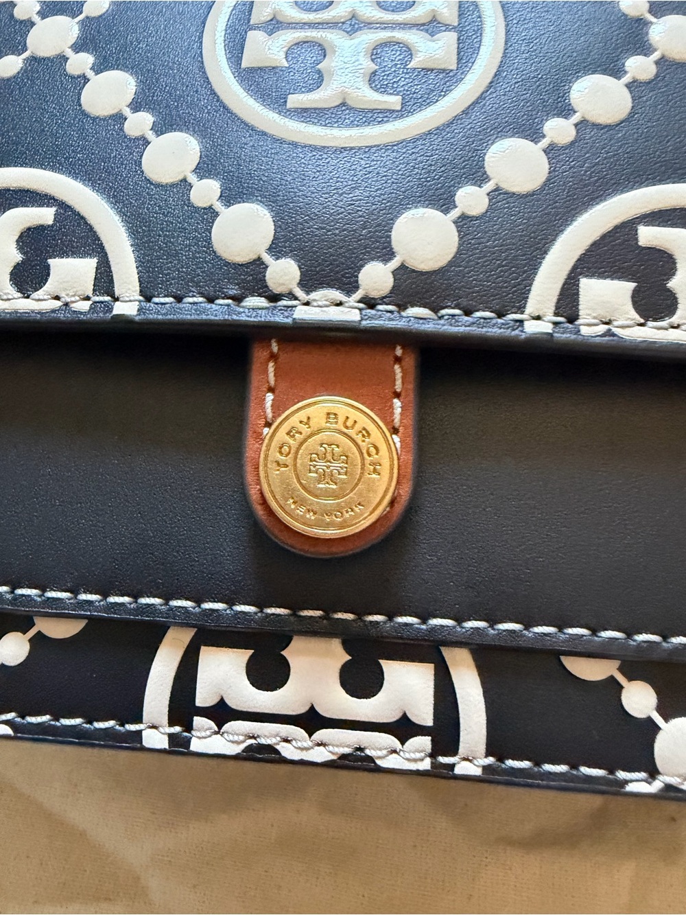 Tory Burch T Monogram Embossed Leather Wallet on Chain Crossbody contemporary - Picture 2 of 5
